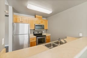 Village at Southern Crossing 2 bed 2 bath Townhbome 1319 sf kitchen
