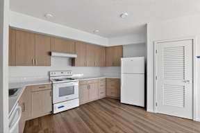 Dry Creek Crossing 3 Bedroom—Kitchen