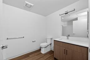 Dry Creek Crossing 3 Bedroom—Bathroom