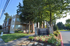 Sienna Lofts monument entry