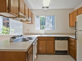 Menlo Manor kitchen