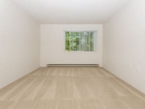 Glenwood Manor living room