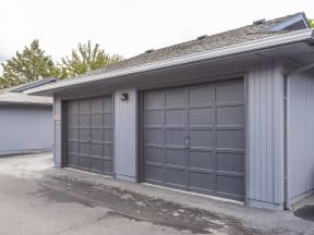 Glynbrook Estates garages