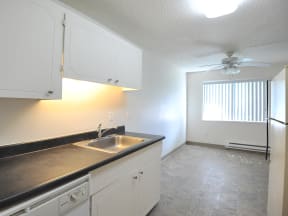 Hood Village Apartments Kitchen