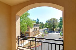 Bidwell Park balcony