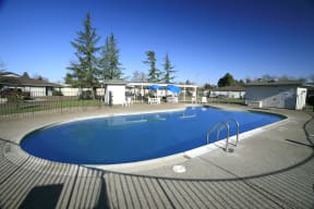 Sunrise Park pool