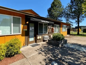 Sunrise Park Leasing Office