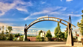 Cherry Ridge Troutdale Entrance