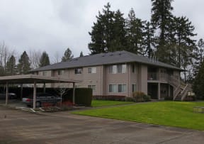 Twin Oaks Exterior