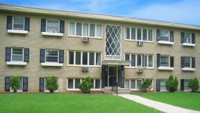 Priscilla Standish - Exterior