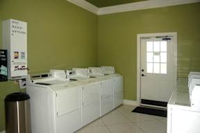 laundry room at Palmera, Columbia