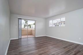 Carpeted Lounge Area at Los Robles Apartments, Pasadena, California
