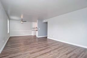 Posh Resident Lounge at Los Robles Apartments, California