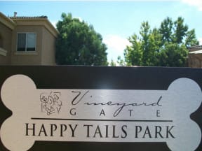 Pet Park l Vineyard Gate Apartments in Roseville CA