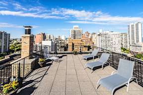 Rooftop Sundeck and BBQ at 14 West Elm Apartments, Chicago, IL 60610