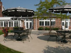 Courtyard Cabanas at Ridgeview Highlands Apartments & Townhomes,640 Ridgeview Circle,WI,54911