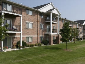Ridgeview Highlands Apartments & Townhomes,640 Ridgeview Circle,WI,54911 is a Access Controlled Community