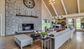 Clubhouse Lobby