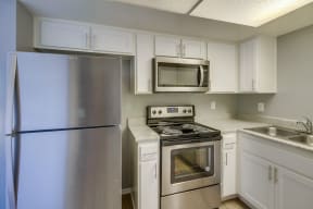 Harbor Cliff Apartments Empty Apartment Kitchen