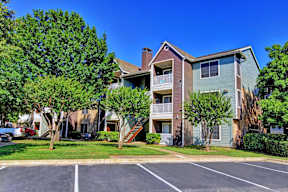 exterior shot of luxury apartments near walnut creek building