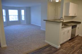 Large Renovated One Bed Apartment at The Ledges