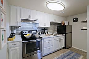 Kitchen at Summers Point Apartments, Glendale, 85301