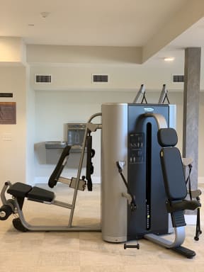 Modern Fitness Center at Avaya Ridge Apartments, Renton