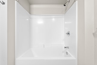 Bathtub at Terracina Vista, Portland, OR