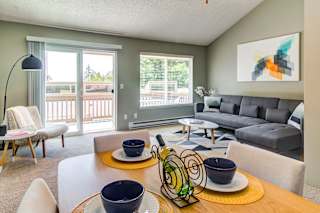 2 bed 1.5 bath floor plan D at The Bluffs at Mountain Park, Lake Oswego
