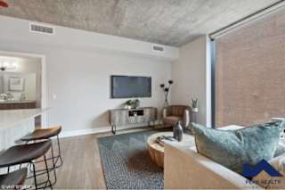 Floor Plan Tier 13 - 827 SF