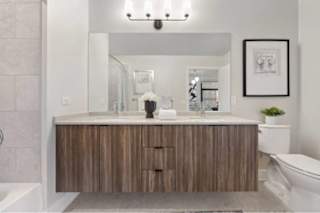 Floor Plan Tier 13 - 827 SF