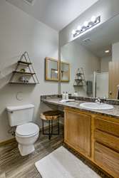 Vanity Lights at The Pointe, LaVista