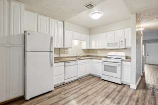 Fully Equipped Kitchen With Modern Appliances at American River Gardens, Sacramento, CA, California