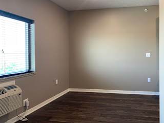Living space in the plum studio at the flats at shadow creek