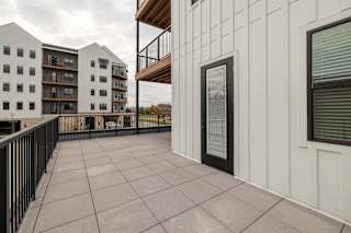 Open Balcony at Timber Club, St. Peters, 63304