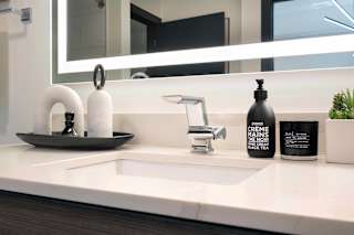 Washroom at 220 Meridian, Indianapolis, IN 46204