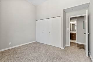 Spacious Bedroom With Closet at The Cosmopolitan, St Paul, Minnesota