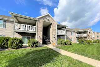 Greenery surroundings at Hawthorne Properties, Lafayette, IN 47905