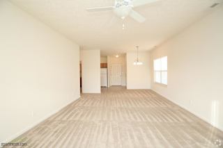 LIVING ROOM at Shenandoah Properties in Lafayette, IN 47905