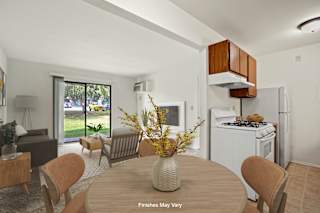 Primrose Dining at Rivers Edge Apartments, Michigan