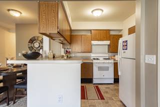 Sunflower Kitchen and Dining at Southport Apartments, Michigan, 48111