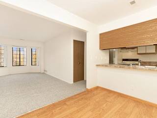 dining room and kitchen at Tanglewood Apartments, Oak Creek, WI
