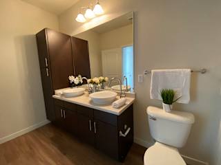 Bathroom With Vanity Lights at Aventura at Maryland Oaks, St. Louis, MO, 63146