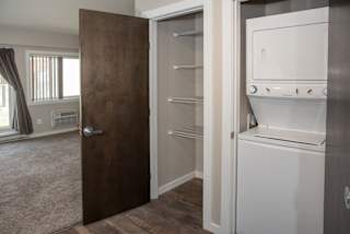 Laundry room at Parkridge Way Apartments, Minnesota, 55428