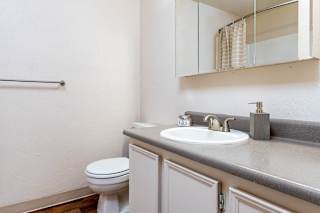 Witham Hill Oaks | Bathroom