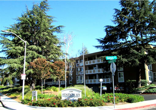 Exterior Corner