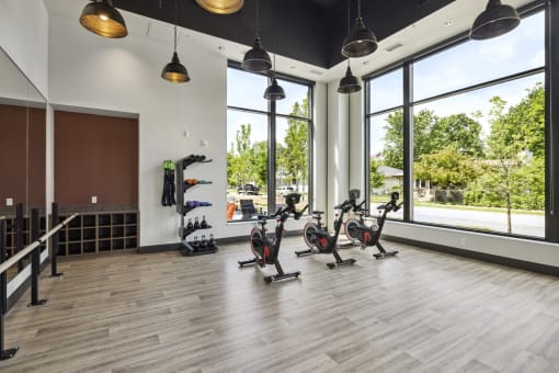 the gym at the flats at obsidian