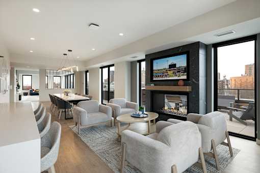 Skylounge at The Balsam on Broadway