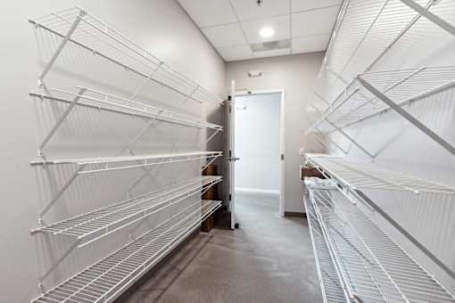 Mural-Package Room