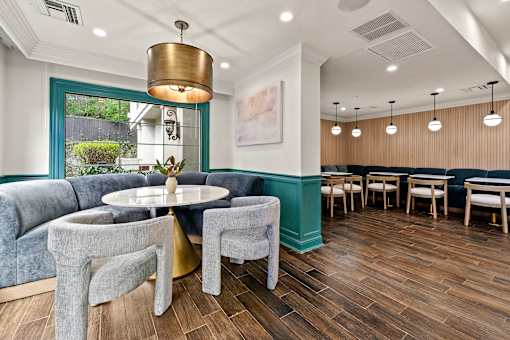 Clubhouse Dining Area at 505 Collection in Atlanta, GA 30305